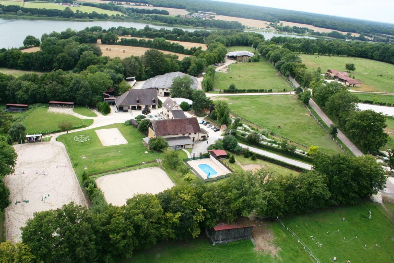 Вилла Le Hameau Des Grilles Сен-Фаржо Экстерьер фото